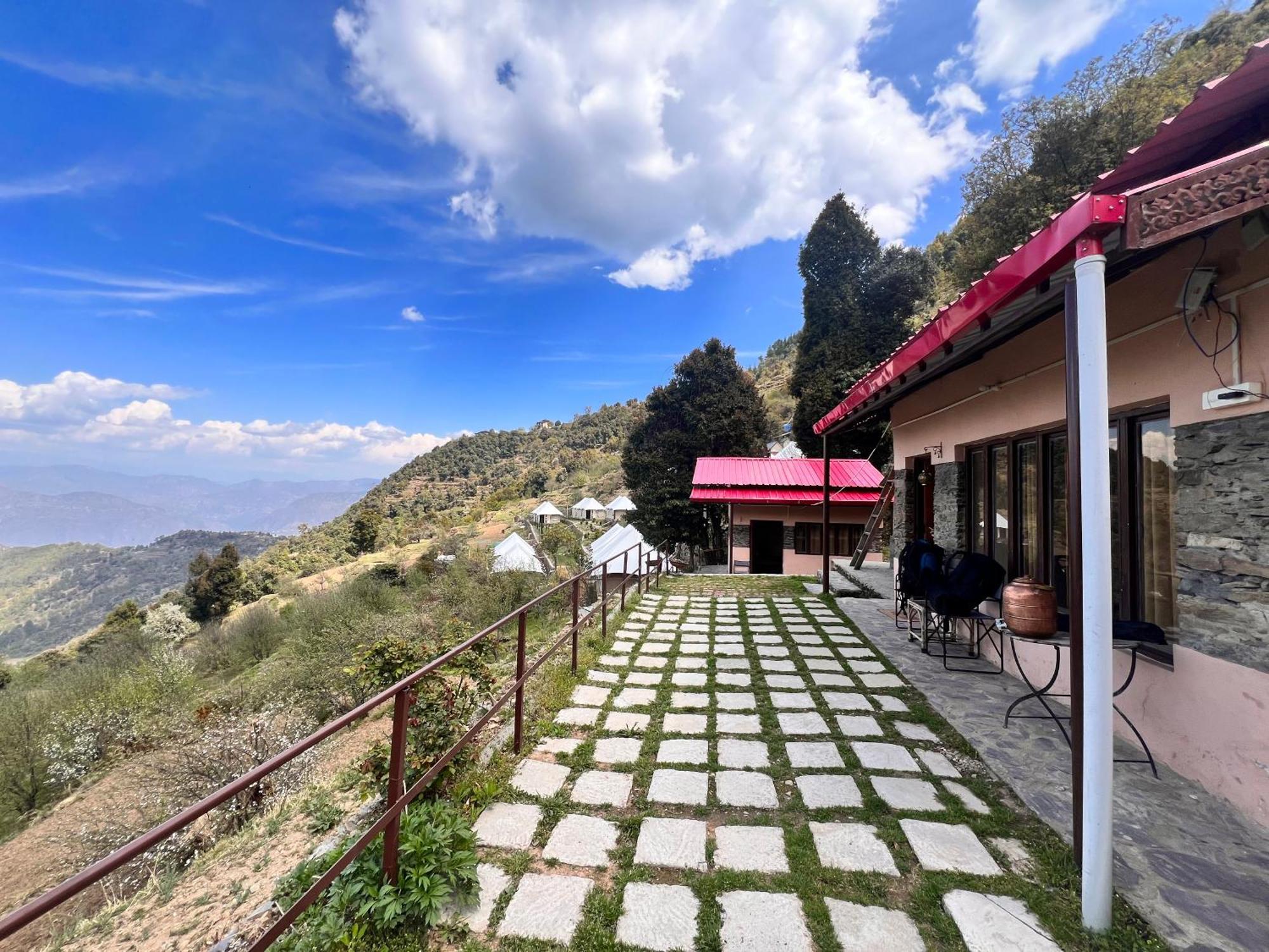 The Goat Village- Kanatal By Bakri Chhap Exterior photo
