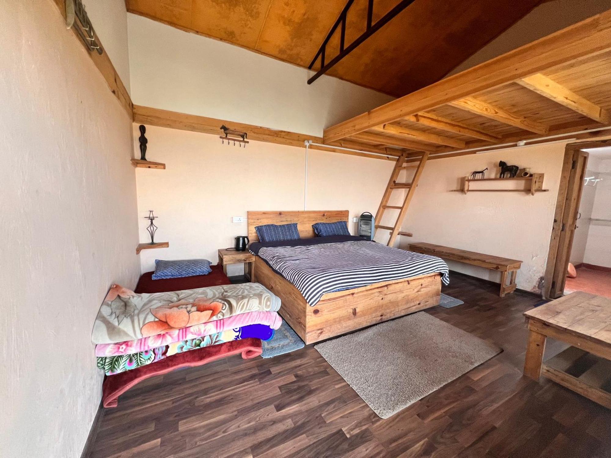 The Goat Village- Kanatal By Bakri Chhap Exterior photo